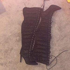 Elegant Black Lace-Up Women's Boots